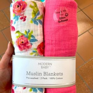 Muslin blankets - 2 pack